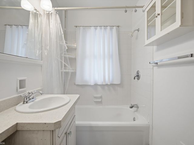 15638 Evergreen Avenue, Eastpointe, MI 48021