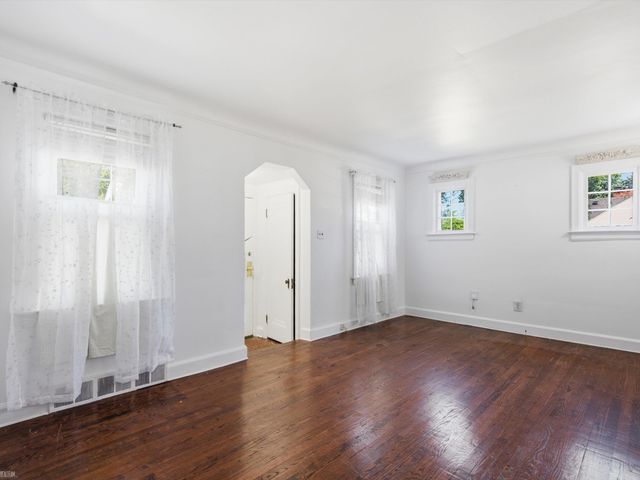 15638 Evergreen Avenue, Eastpointe, MI 48021