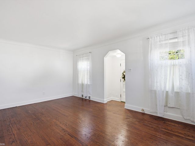 15638 Evergreen Avenue, Eastpointe, MI 48021