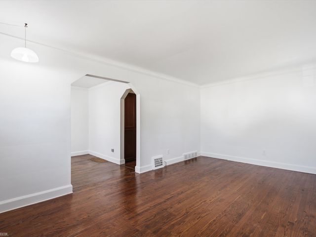 15638 Evergreen Avenue, Eastpointe, MI 48021