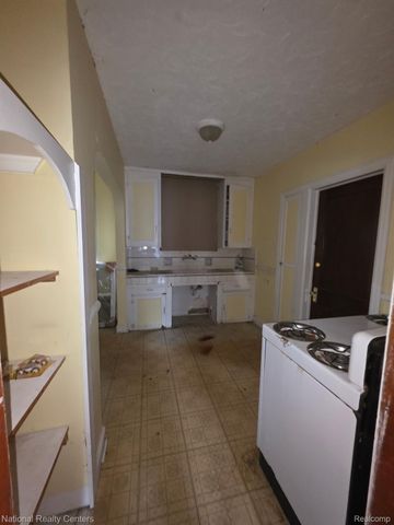 244 LENOX Street Ne, Detroit, MI 48215
