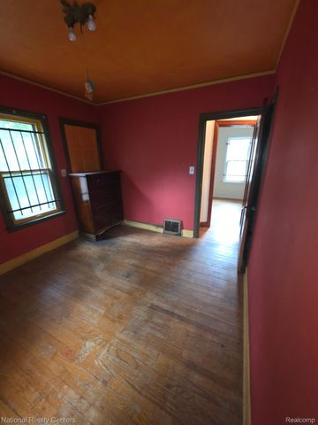 244 LENOX Street Ne, Detroit, MI 48215