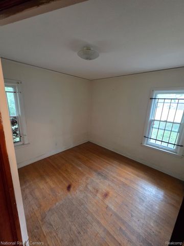 244 LENOX Street Ne, Detroit, MI 48215