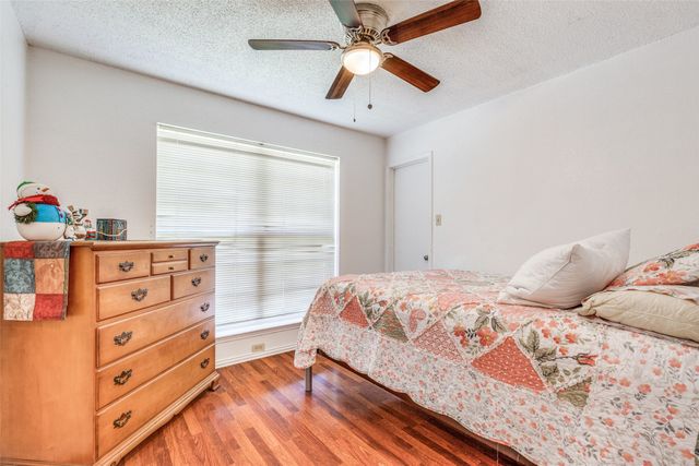 6724 Mountain Cedar Lane, Dallas, TX 75236