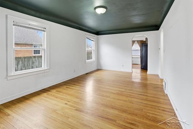 908 Mccormick Street, Bay City, MI 48708