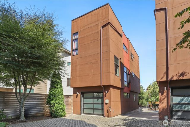 165 20th Avenue, Seattle, WA 98122