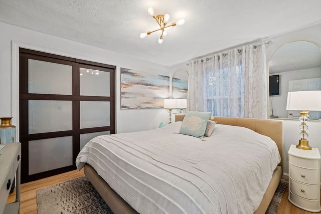 6 Tennyson Road, Warwick, RI 02888