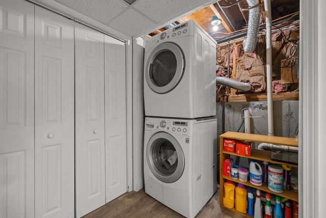 6 Tennyson Road, Warwick, RI 02888