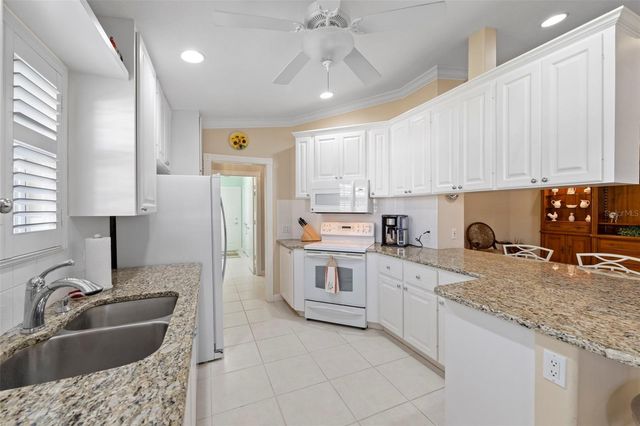 7772 CAMMINARE DRIVE, Sarasota, FL 34238