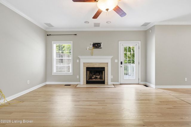 5141 Craigs Creek Dr, Louisville, KY 40241