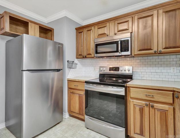 217 Hermlee Street, Hot Springs, AR 71913