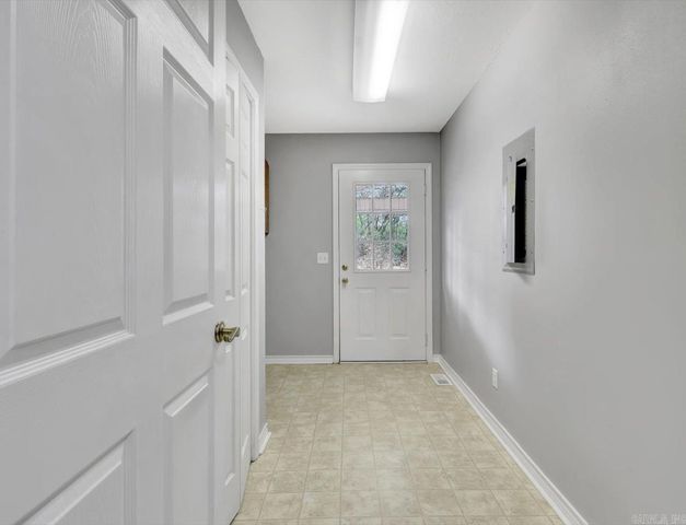 217 Hermlee Street, Hot Springs, AR 71913