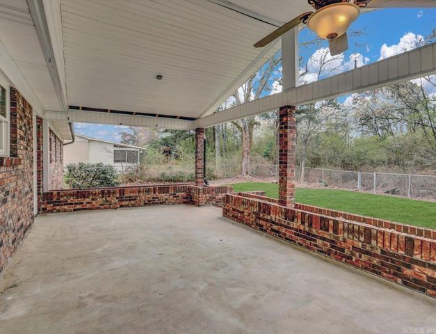 217 Hermlee Street, Hot Springs, AR 71913