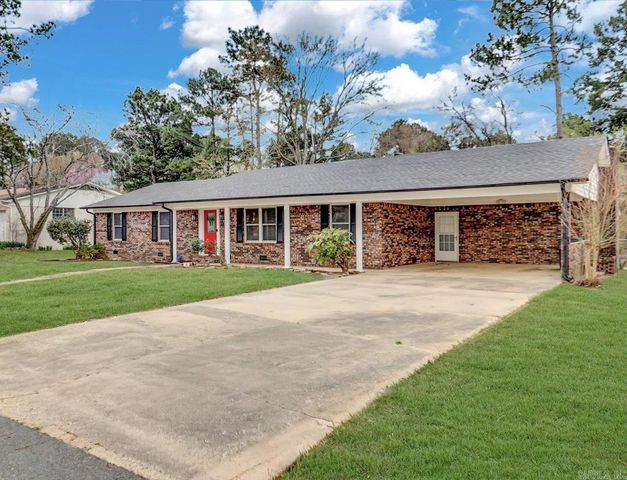 217 Hermlee Street, Hot Springs, AR 71913