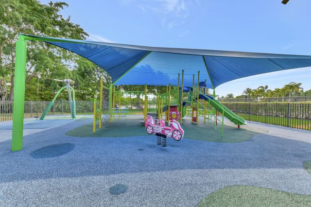 12372 Cascades Pointe Drive, Boca Raton, FL 33428