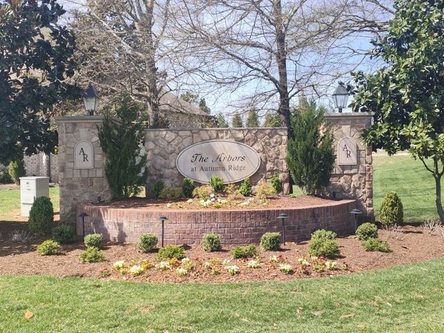 4182 Miles Johnson Pkwy, Spring Hill, TN 37174