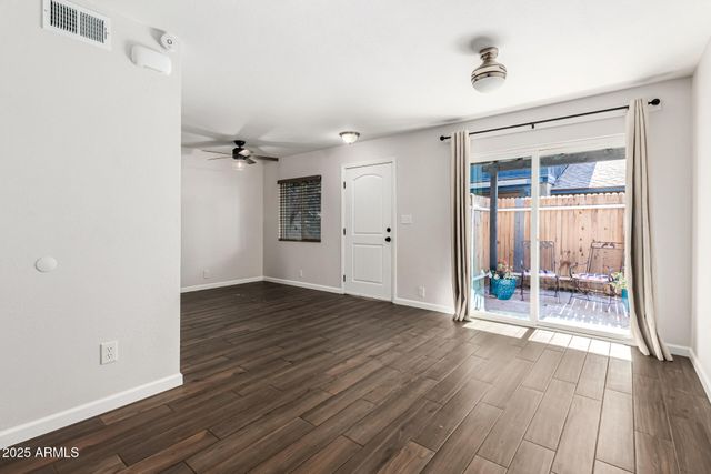 286 W PALOMINO Drive 75, Chandler, AZ 85225