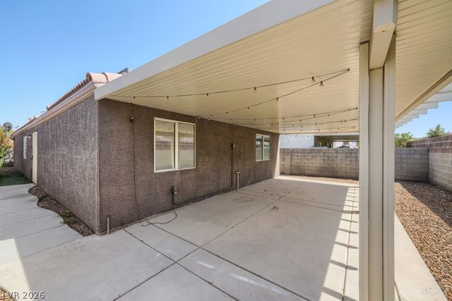 5271 Mineral Lake Drive, Las Vegas, NV 89122