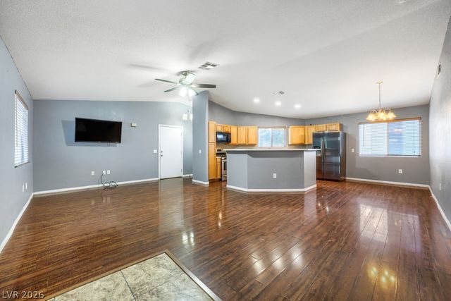 5271 Mineral Lake Drive, Las Vegas, NV 89122
