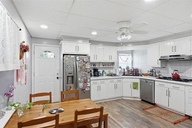 318 Ella St, Bloomfield, PA 15224