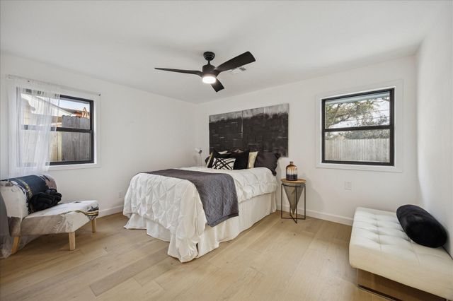 2514 Haverhill Drive, Houston, TX 77008