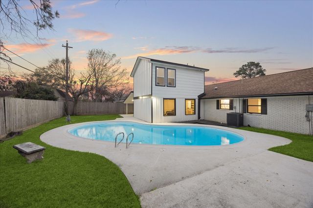 2514 Haverhill Drive, Houston, TX 77008