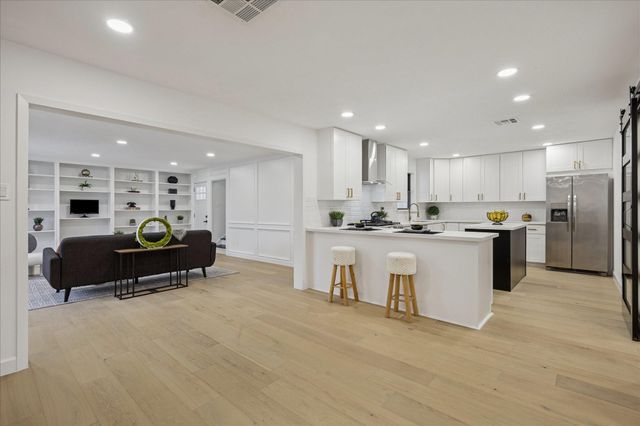 2514 Haverhill Drive, Houston, TX 77008