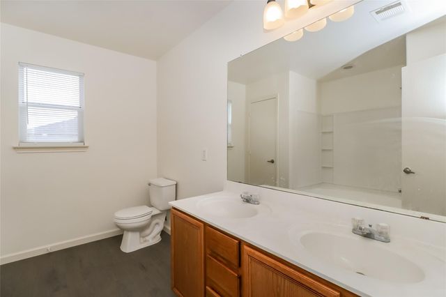 7012 Doyal DR, Austin, TX 78747