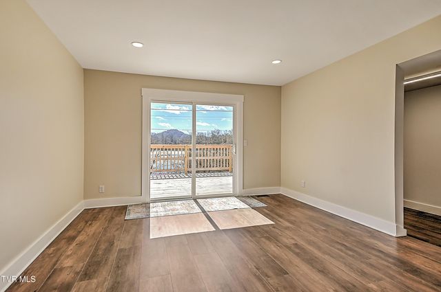 3601 Hazelnut Drive, Kingsport, TN 37664