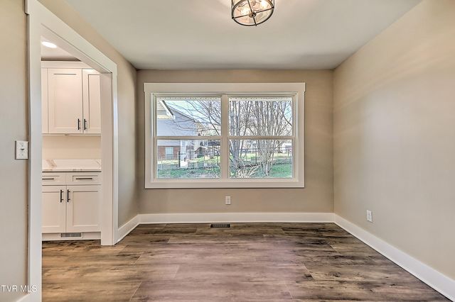 3601 Hazelnut Drive, Kingsport, TN 37664