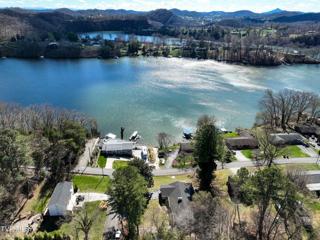 3601 Hazelnut Drive, Kingsport, TN 37664