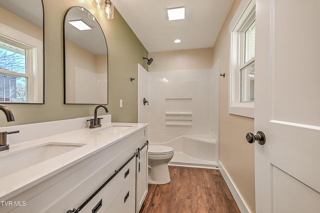 3601 Hazelnut Drive, Kingsport, TN 37664