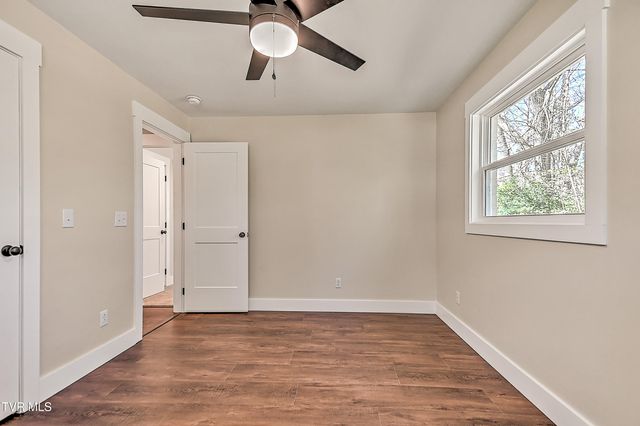 3601 Hazelnut Drive, Kingsport, TN 37664