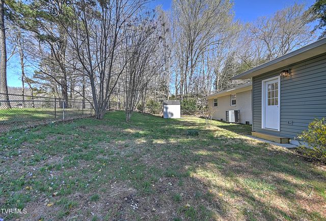 3601 Hazelnut Drive, Kingsport, TN 37664