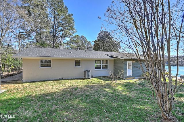 3601 Hazelnut Drive, Kingsport, TN 37664
