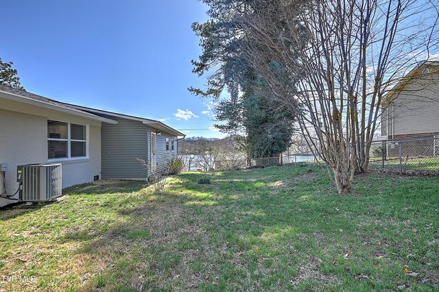 3601 Hazelnut Drive, Kingsport, TN 37664