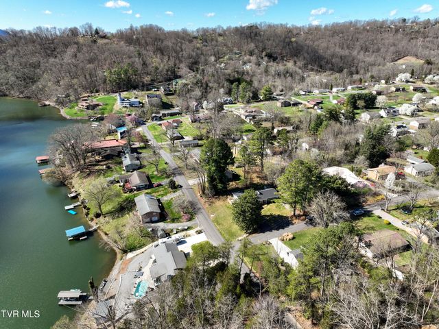 3601 Hazelnut Drive, Kingsport, TN 37664