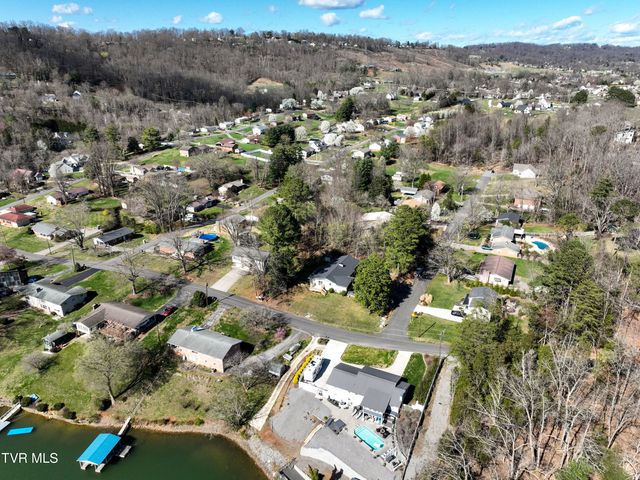 3601 Hazelnut Drive, Kingsport, TN 37664
