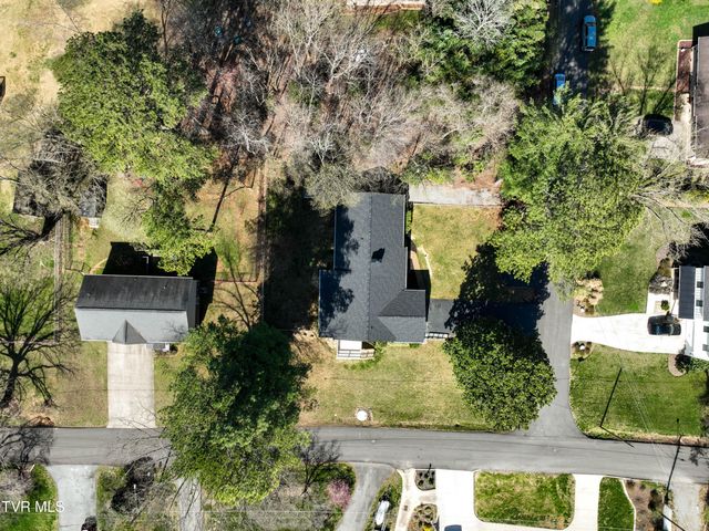 3601 Hazelnut Drive, Kingsport, TN 37664