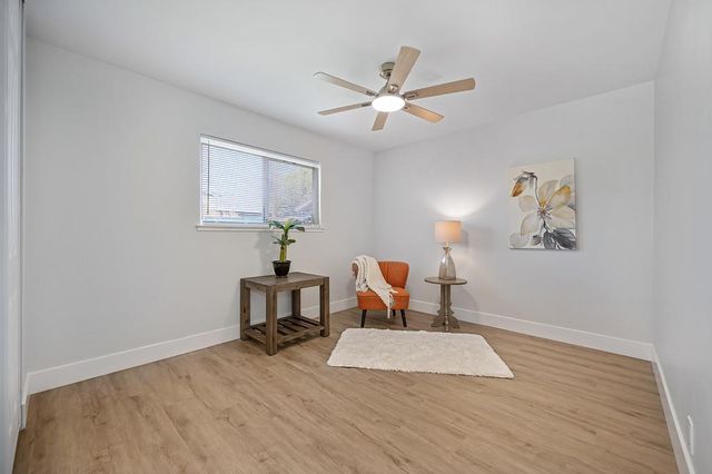 10229 S White Rock Rd, Rancho Cordova, CA 95670