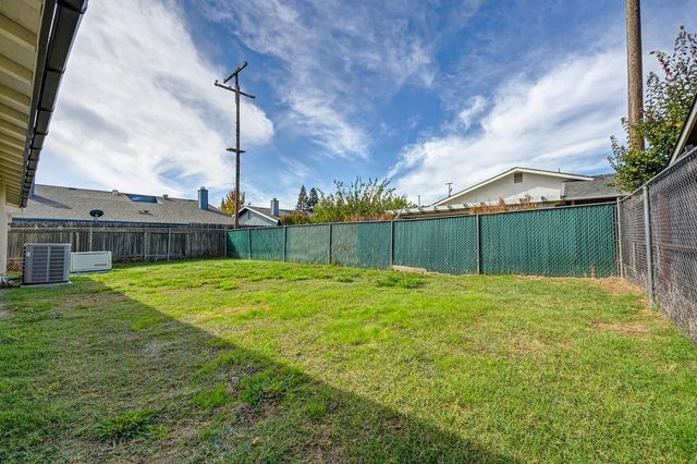 10229 S White Rock Rd, Rancho Cordova, CA 95670