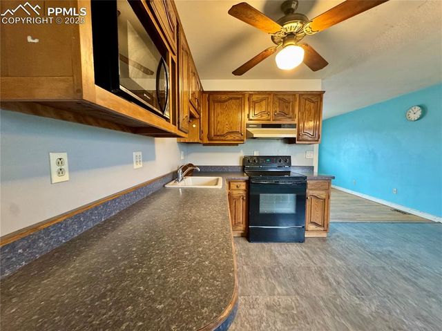 1805 Couch Place, Colorado Springs, CO 80911