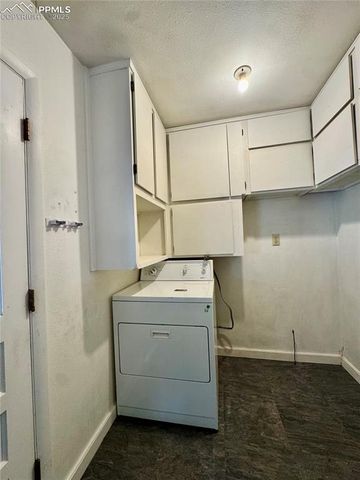 1805 Couch Place, Colorado Springs, CO 80911