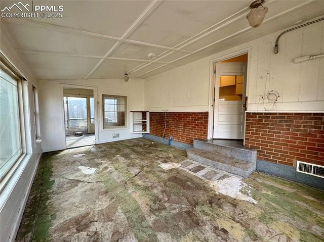 1805 Couch Place, Colorado Springs, CO 80911