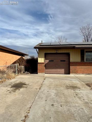 1805 Couch Place, Colorado Springs, CO 80911