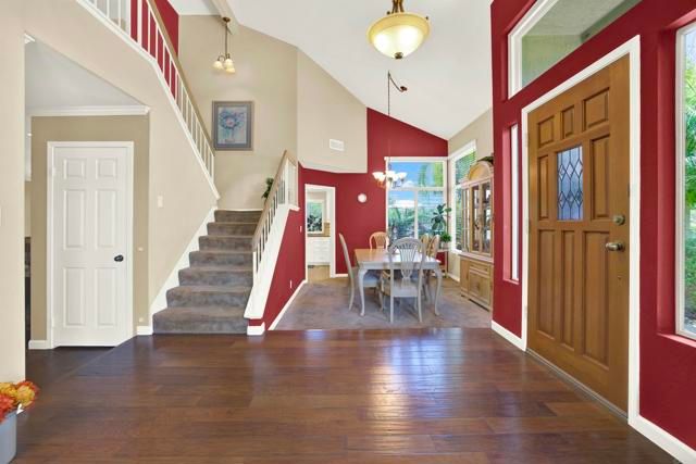 2207 Pleasantwood Lane, Escondido, CA 92026