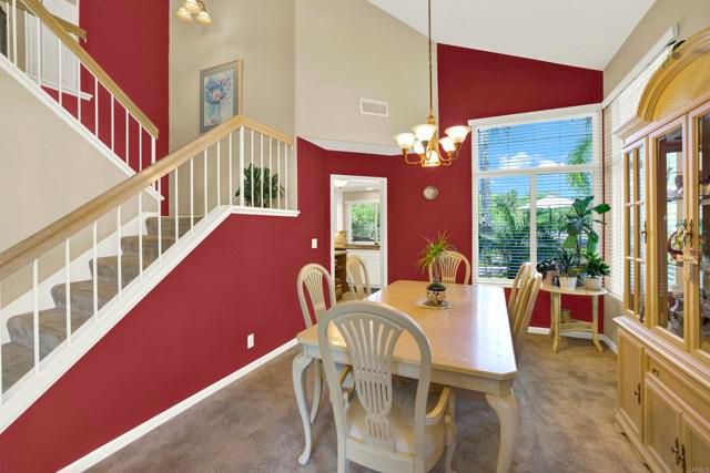 2207 Pleasantwood Lane, Escondido, CA 92026