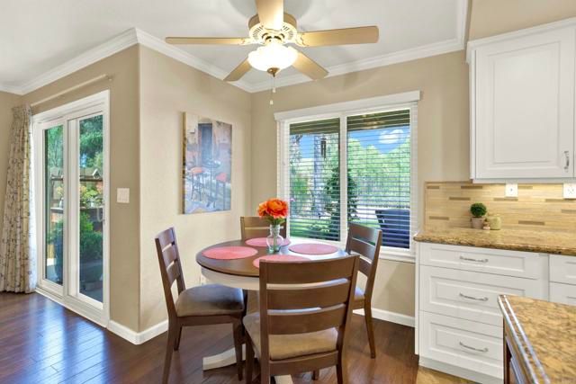 2207 Pleasantwood Lane, Escondido, CA 92026