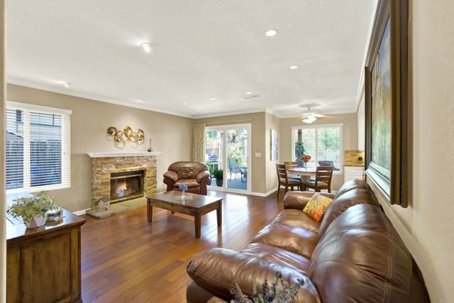 2207 Pleasantwood Lane, Escondido, CA 92026