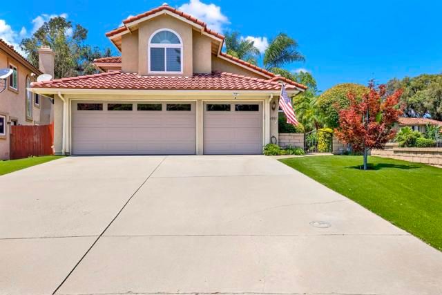 2207 Pleasantwood Lane, Escondido, CA 92026